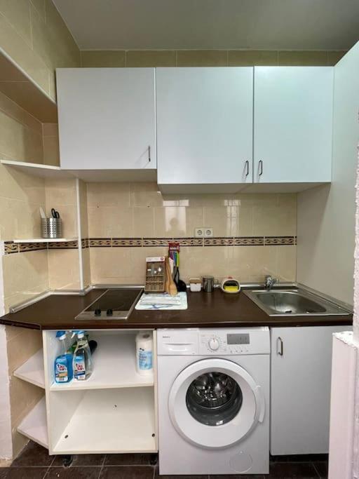 Juan Pantoja, Apartamento Para 2 En Metro Alvarado マドリード エクステリア 写真
